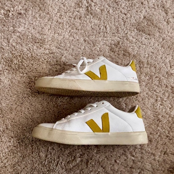 Veja Campo Leather Sneakers - Extra White and Liquor - Picture 4 of 11